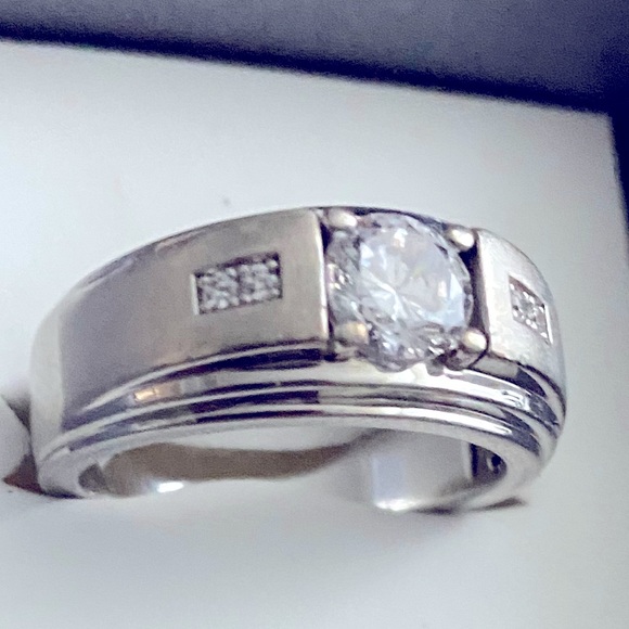 Size ten sterling silver Swarovski Crystal plus diamonds - Picture 2 of 7